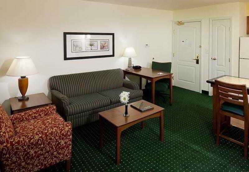 Residence Inn Manassas Battlefield Park Стая снимка
